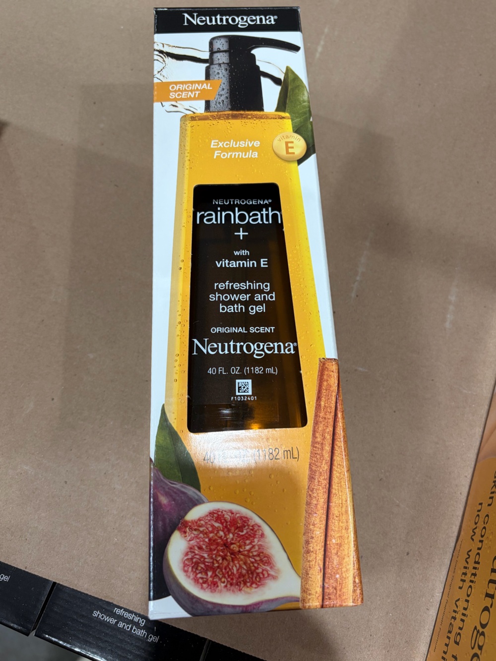 Neutrogena refreshing Rainbath Shower Gel + vitamin E value pack new